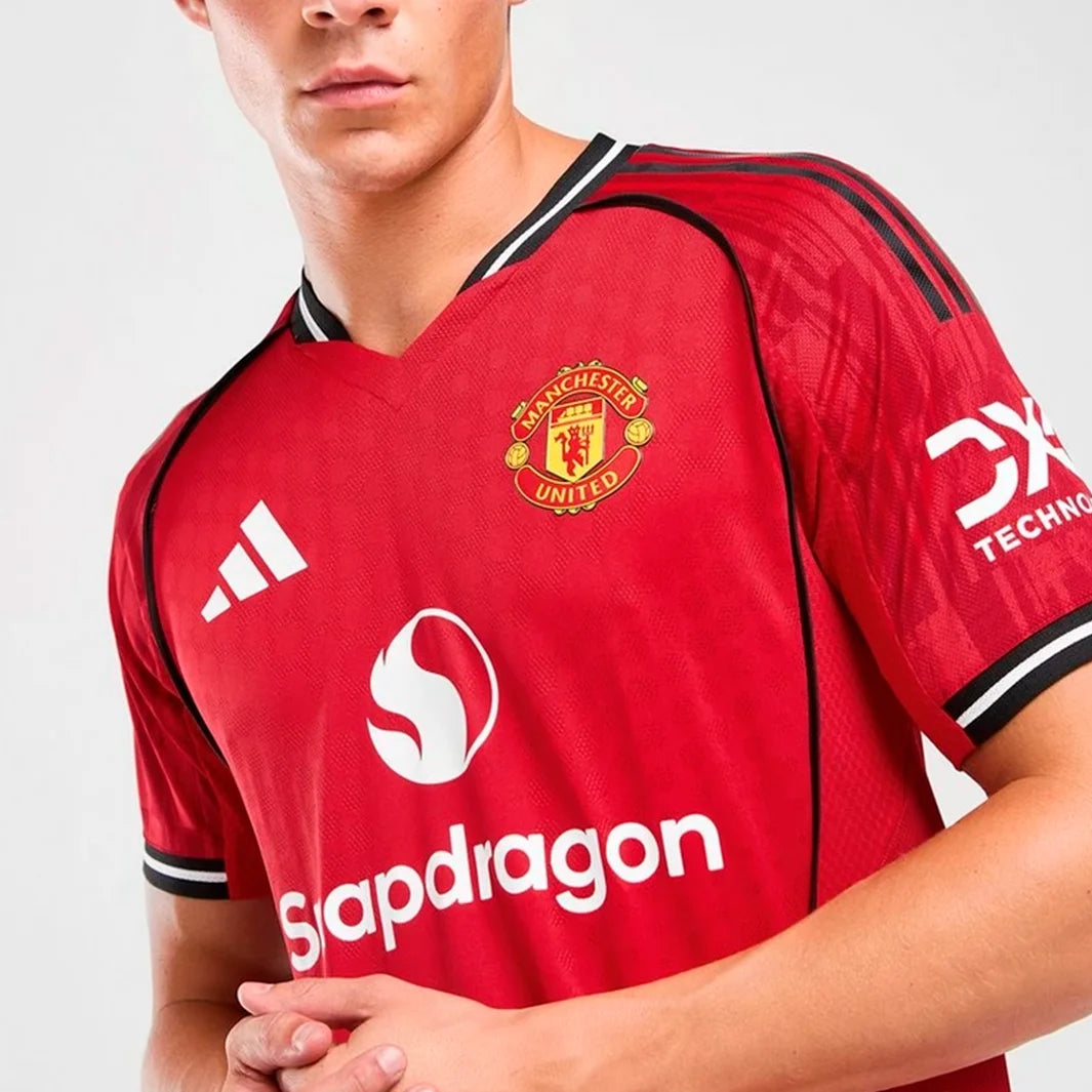 Camisa Manchester United Jogador 2025/26 Home