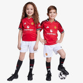 Conjunto Infantil Adidas Manchester United 2025/26- Torcedor