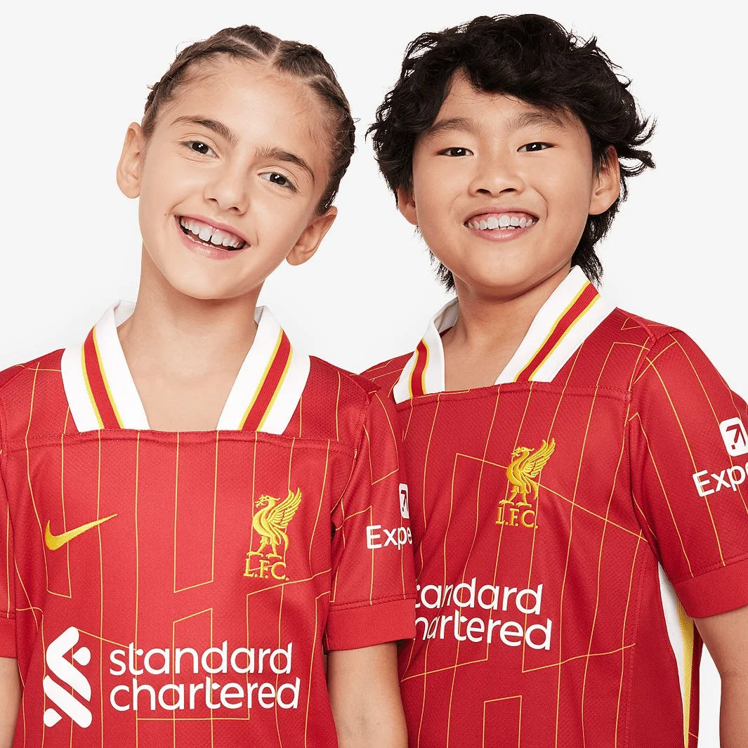 Conjunto Infantil Nike Liverpool FC 2024/25 I Torcedor