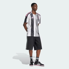 Camisa adidas Juventus FC 2025/26 I