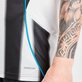 Camisa Newcastle United 2025/26 Home – Versão Torcedor
