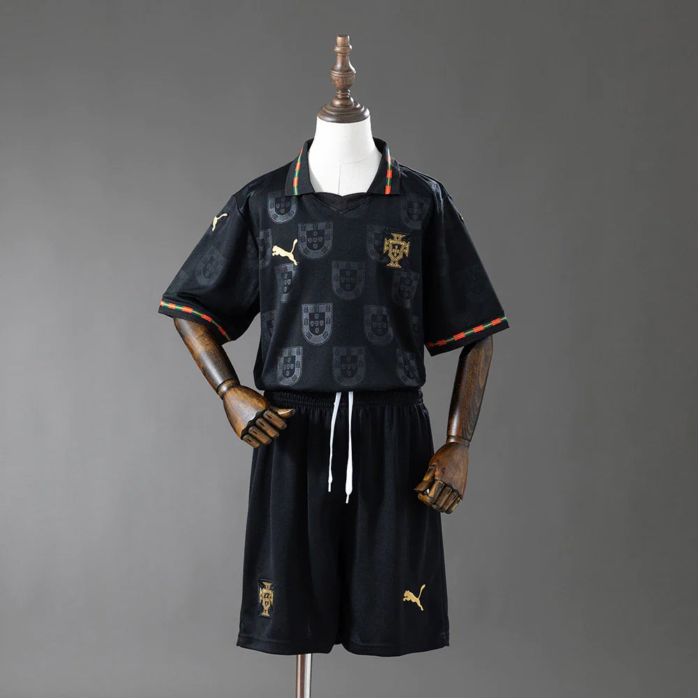 Conjunto Infantil Portugal 2026